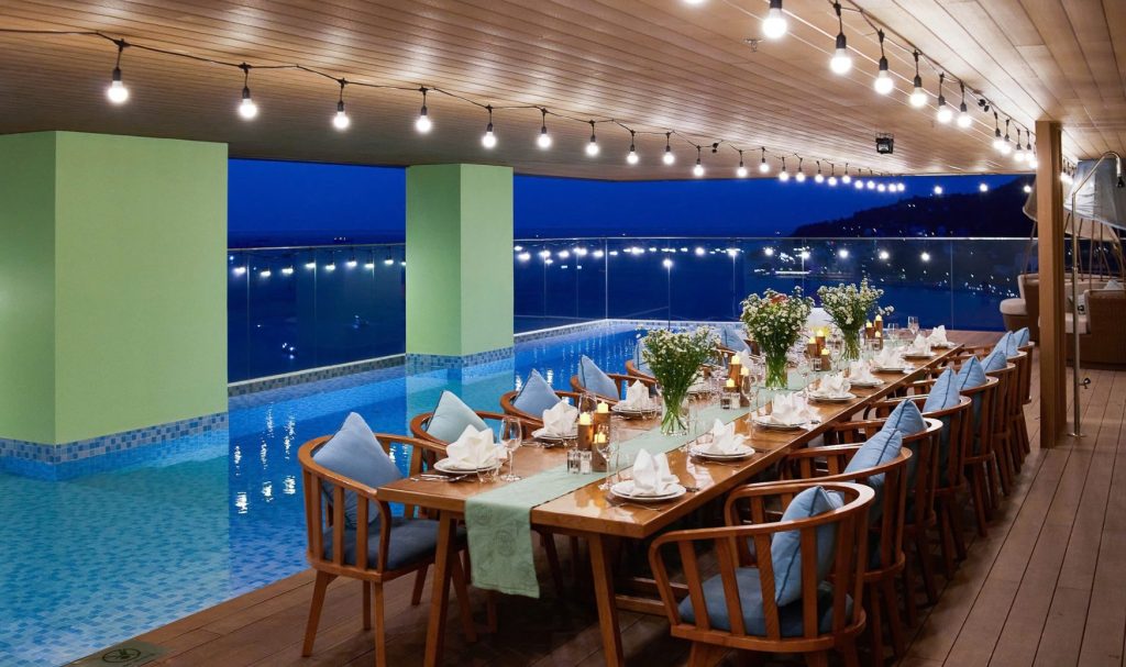 Private Meeting & Dinner Package